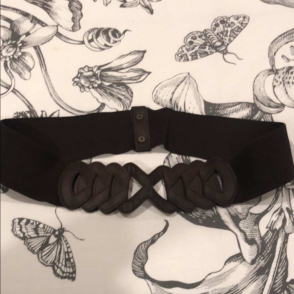 Wide belt